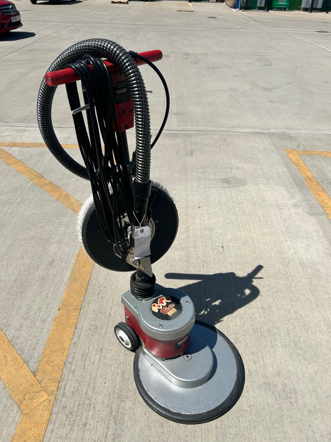 Victor Wolf 400 Single Disc Floor Machine – Refurbished VR-W400