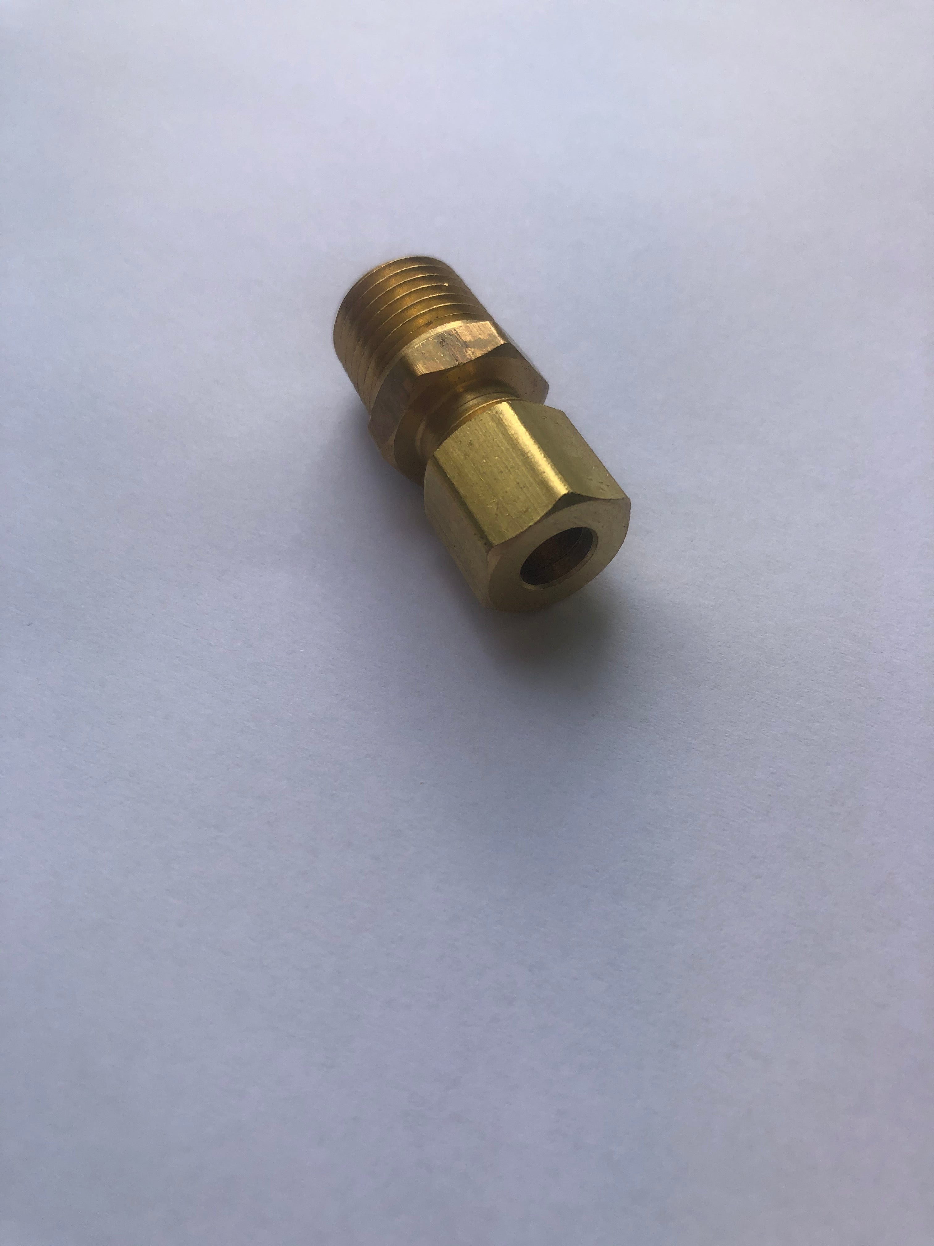 E13684 1/4 x 1/4 Comp Mip brass