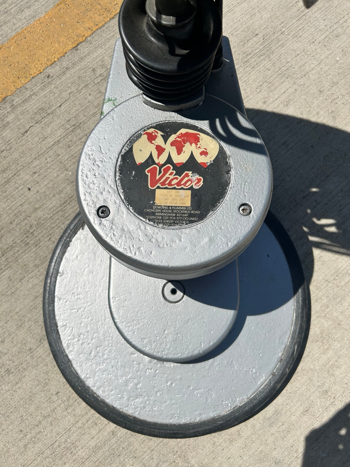 Victor Wolf 400 Single Disc Floor Machine – Refurbished VR-W400