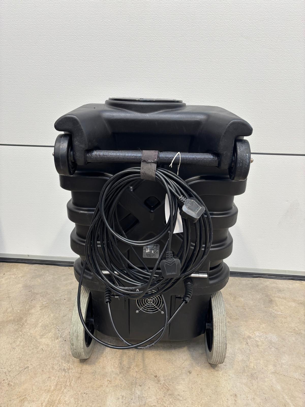 Powr-Flite BlackMax 500psi Carpet cleaning machine with hose and wand Pre-owned