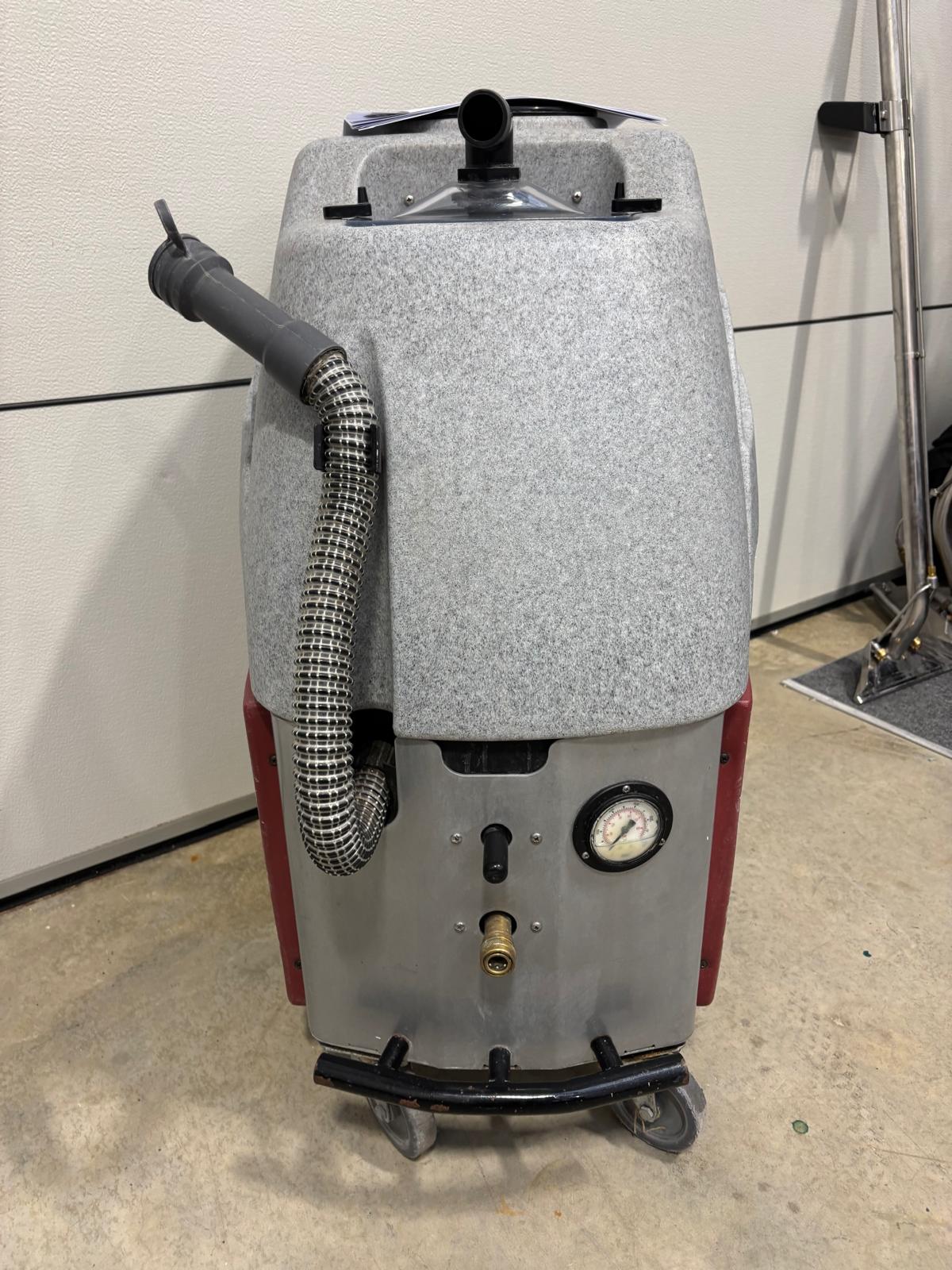 CLEARANCE - Pre-owned CFR ECO-500 Carpet cleaning machine