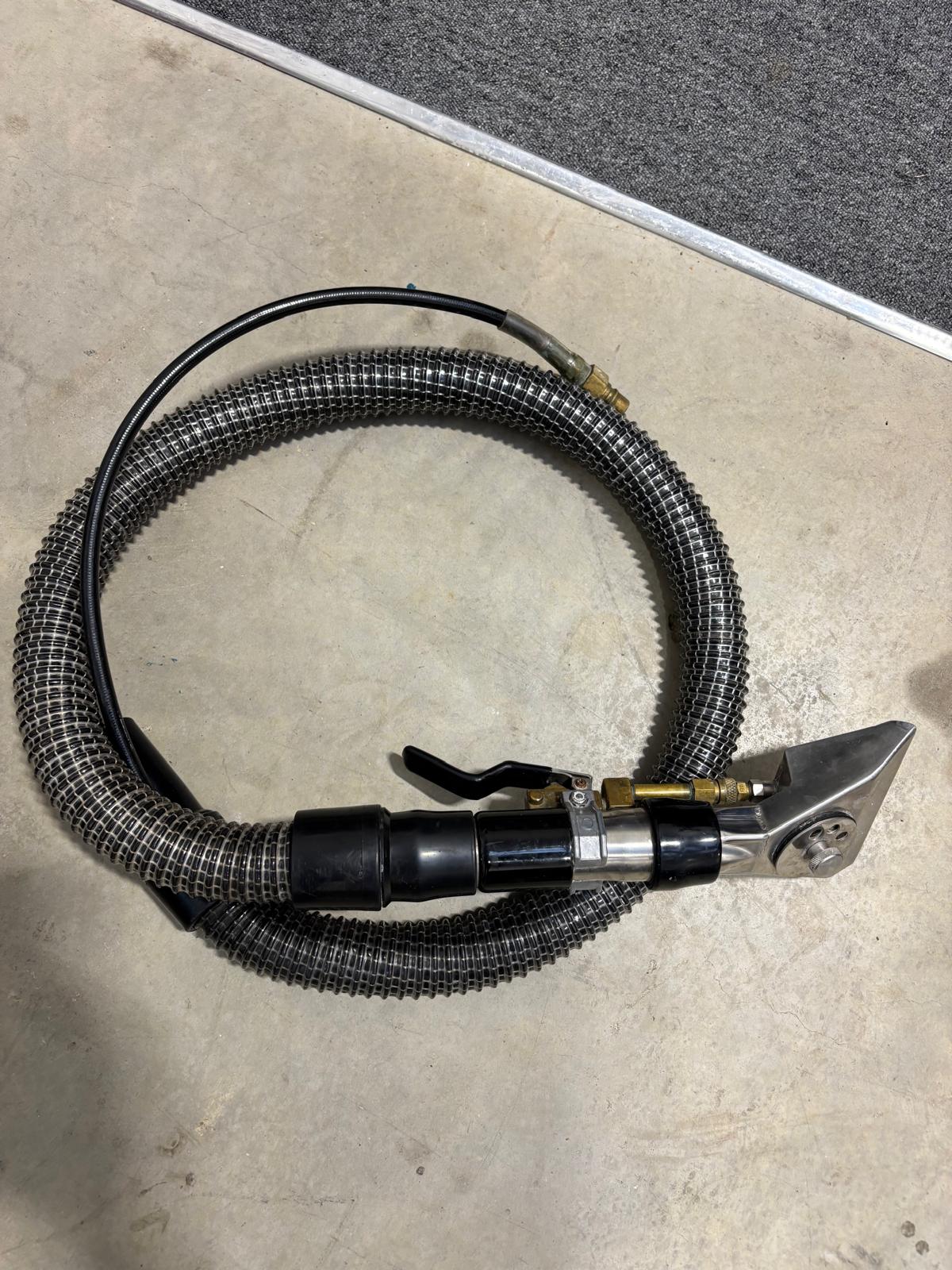 CLEARANCE - Pre-owned CFR ECO-500 Carpet cleaning machine