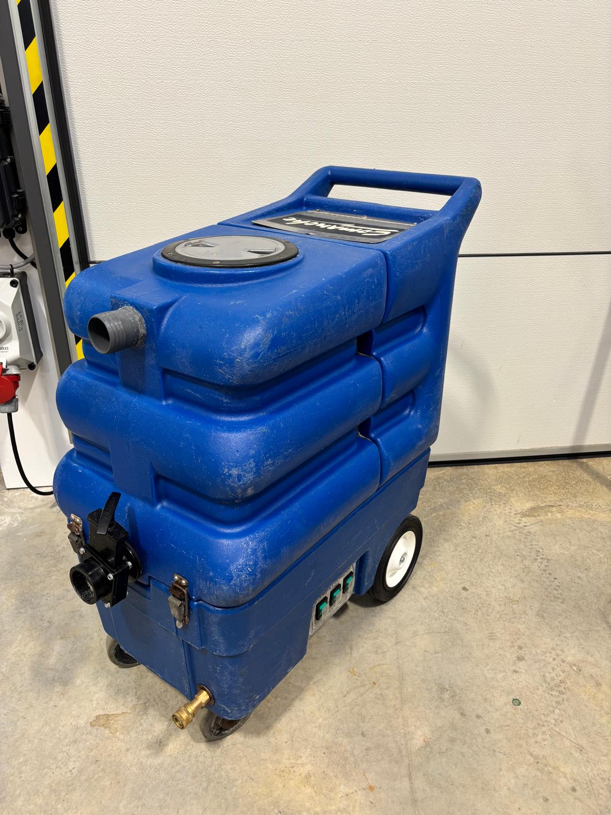 CLEARANCE - Pre-owned Prochem Comanche Carpet cleaning machine with 250psi pump