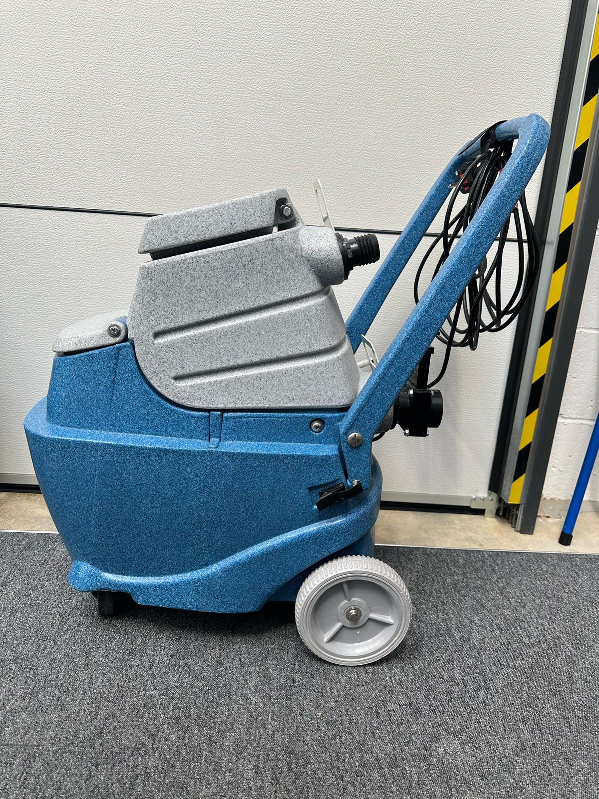 Ex-Demo AX500 Galaxy - W/ Reconditioned Single-Jet Wand & 5M Solution hose assembly