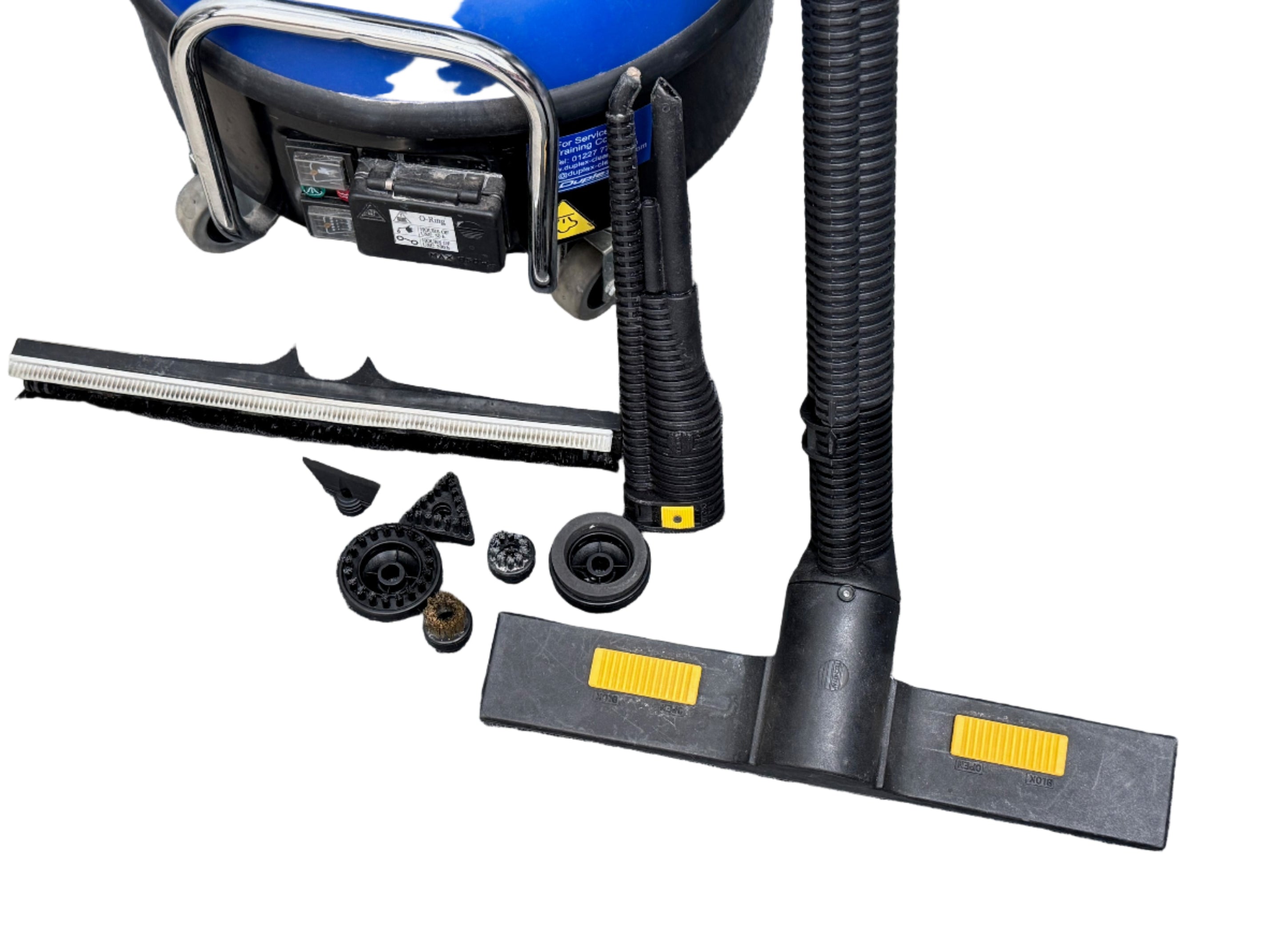 Pre-owned Tecnovap Carmen Plus combined steamer and vacuum cleaner