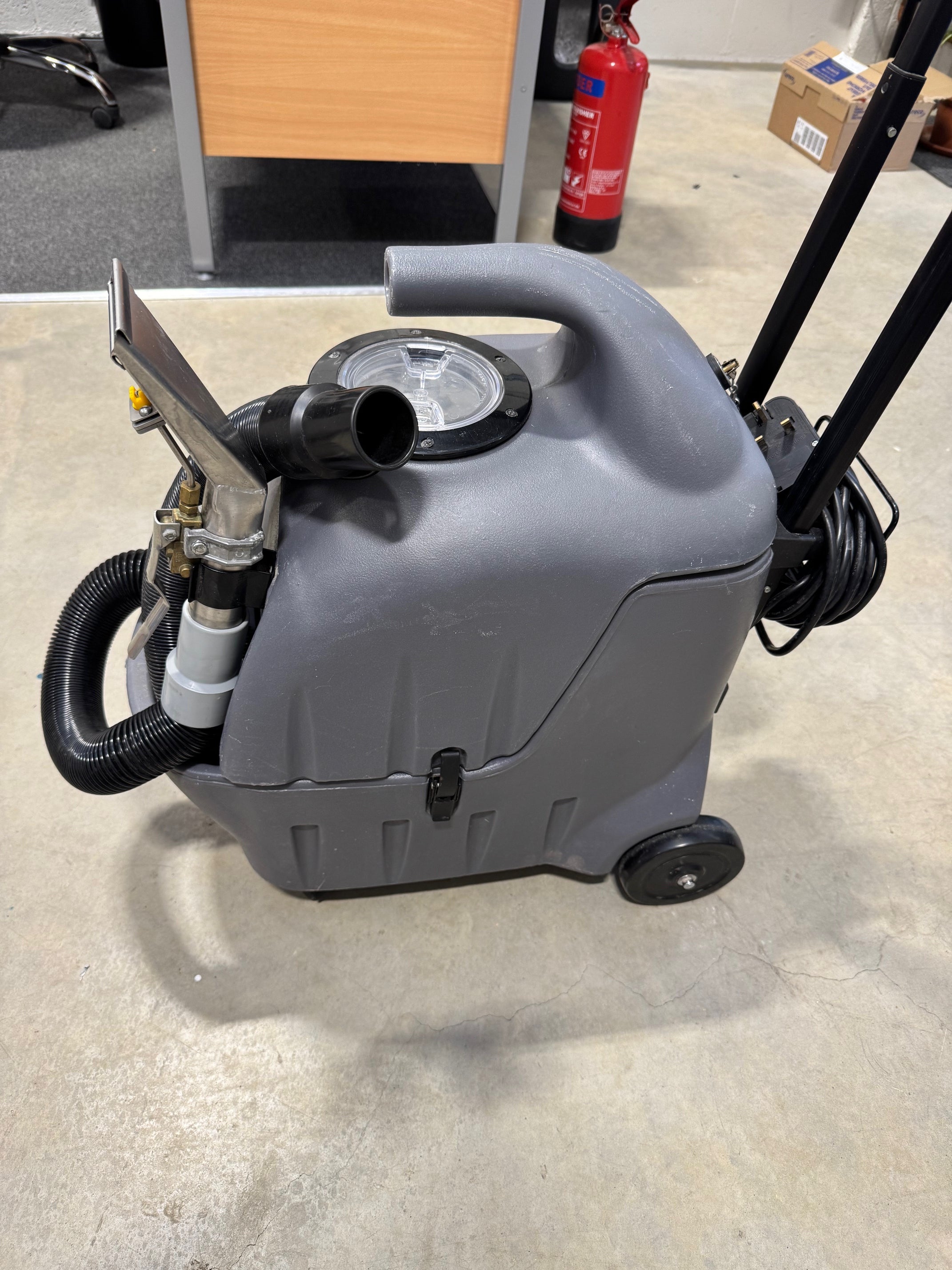 CLEARANCE - Refurbished CFR Spotter with 55psi pump