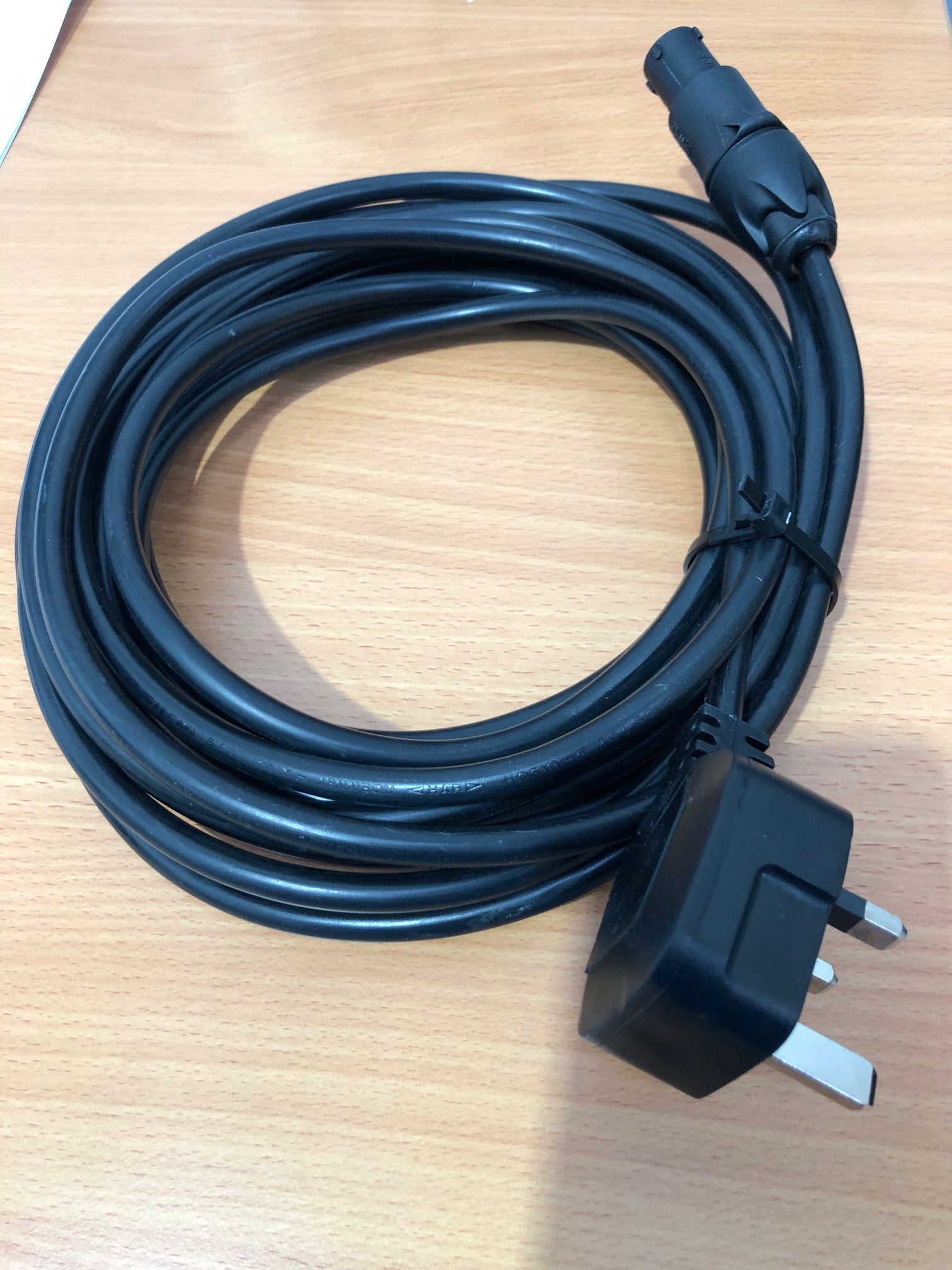 E13733/BE4901 Complete cable with connector for Prochem Endeavor.