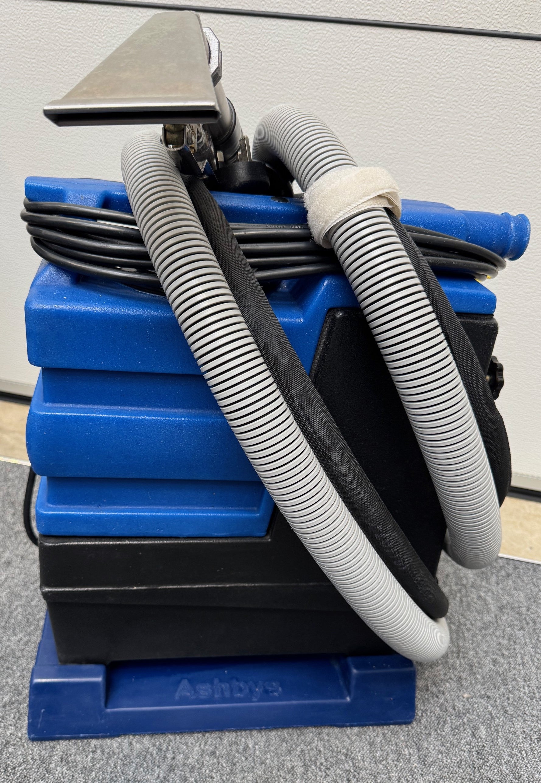 Ashbys Spot Master with heater PC10868 used but immaculate
